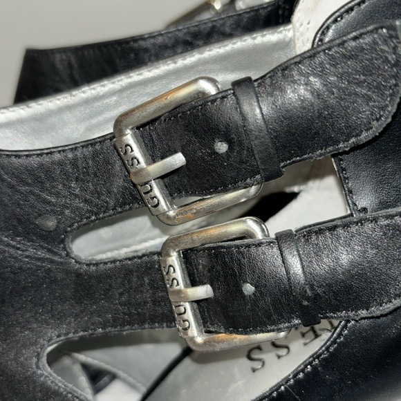 GUESS Peep Toe Double Buckle Straps Back Zip Heel Sandals Size 9 - Picture 8 of 12
